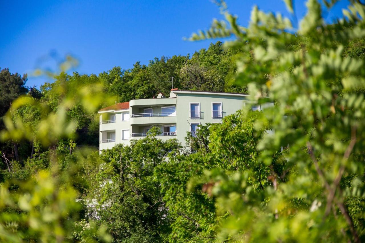 Apartment Maja Opatija With Free Private Parking And Lovely Sea View Terrace מראה חיצוני תמונה