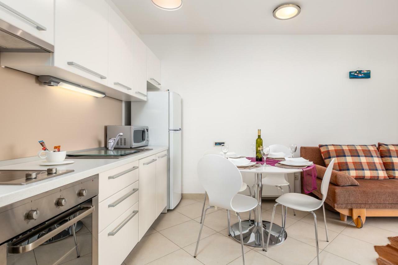 Apartment Maja Opatija With Free Private Parking And Lovely Sea View Terrace מראה חיצוני תמונה